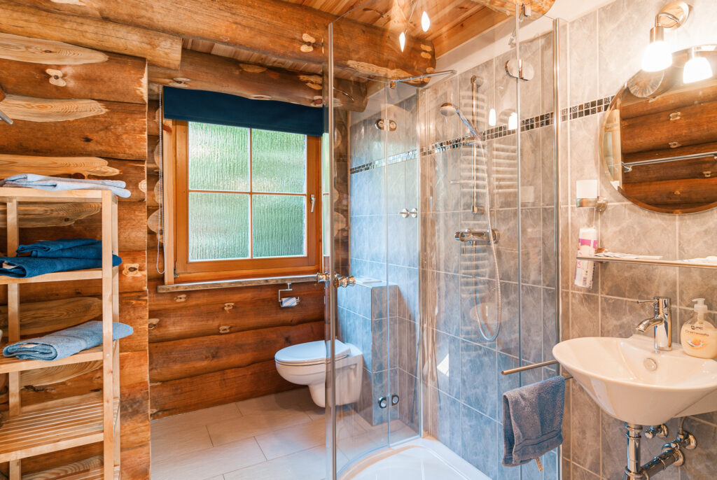 Duschbad mit WC